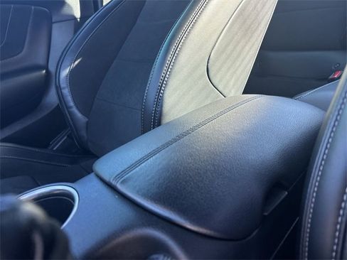 Used 2017 Ford Mustang Shelby GT350 image 23