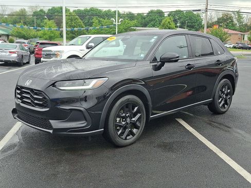 Certified 2024 Honda HR-V Sport image 3