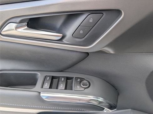 New 2026 Chevrolet Traverse LT image 17