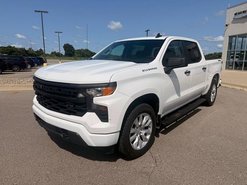 Used 2022 Chevrolet Silverado 1500 Custom AWD/4WD image 7