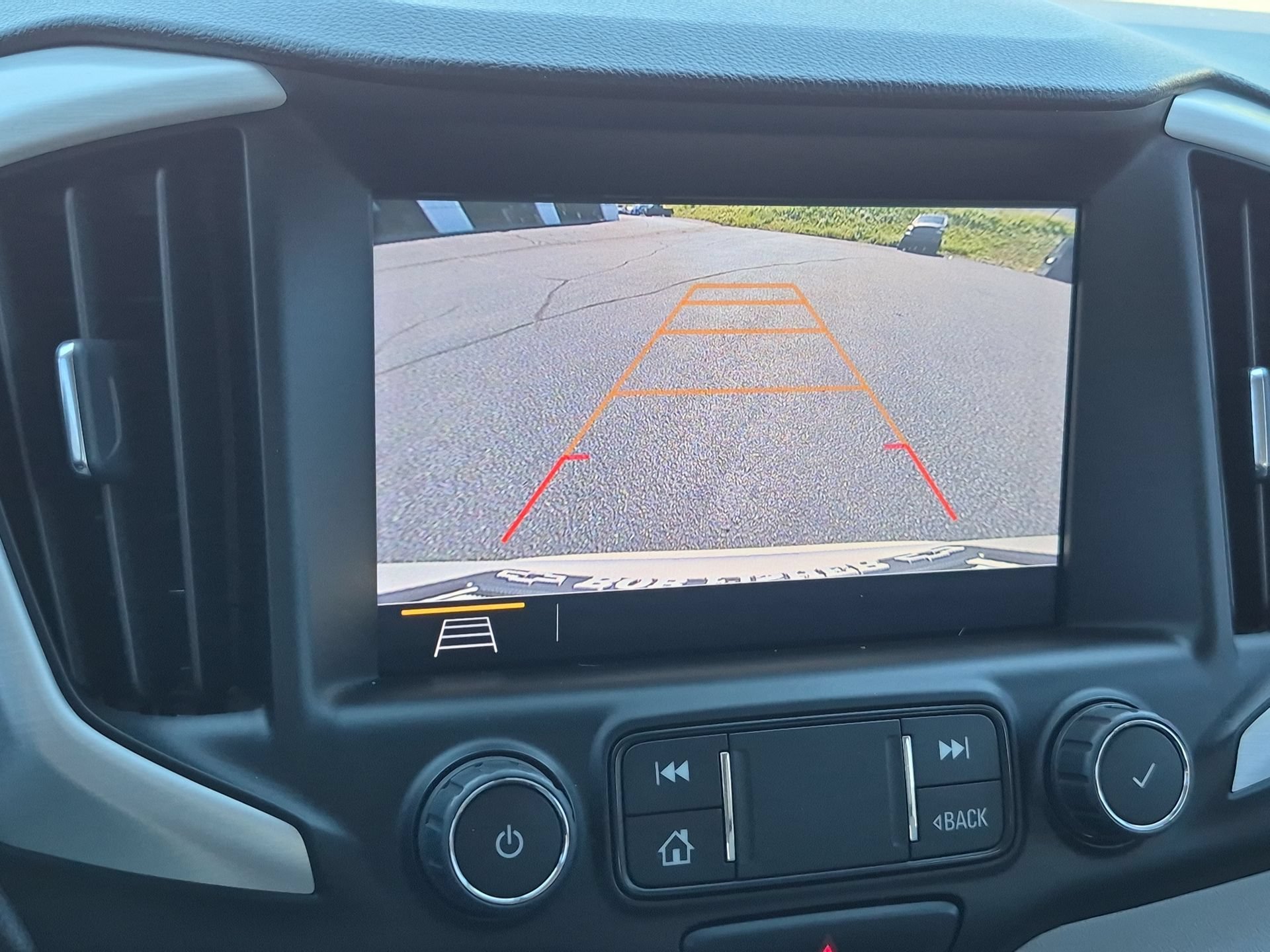 Certified 2021 GMC Terrain SLT w/ Infotainment Package II AWD/4WD image 15