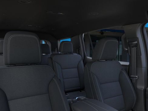 New 2026 Chevrolet Traverse LT image 24