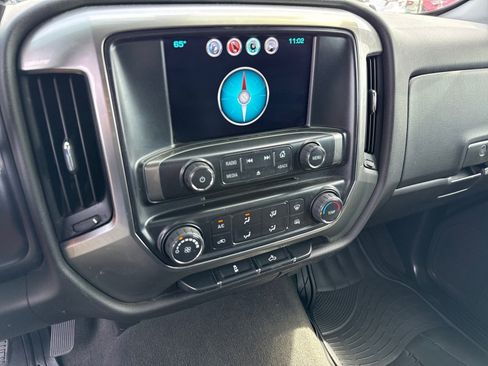 Used 2019 Chevrolet Silverado 1500 LT AWD/4WD image 19