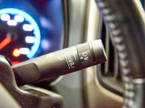 Used 2021 Chevrolet Colorado Z71 w/ Safety Package image 25