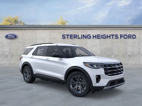 New 2026 Ford Explorer Active w/ Active Comfort Package image 7