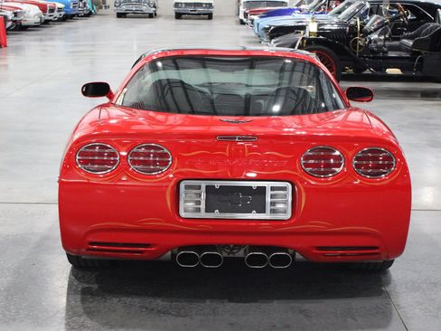 Used 1999 Chevrolet Corvette Coupe w/ Memory Pkg RWD image 19