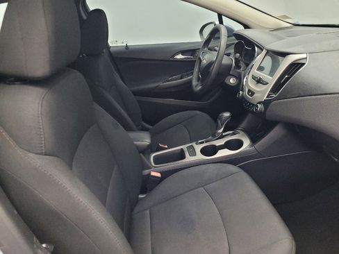 Used 2017 Chevrolet Cruze LS image 21