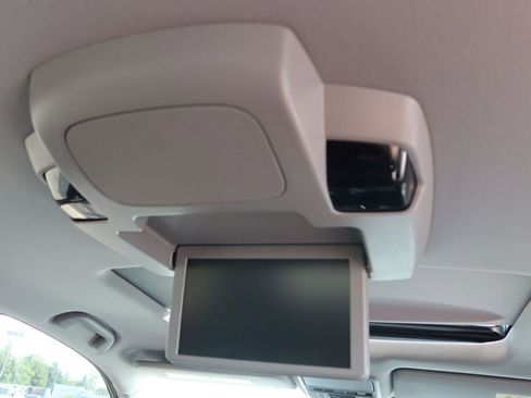 Used 2019 Honda Pilot Touring image 14