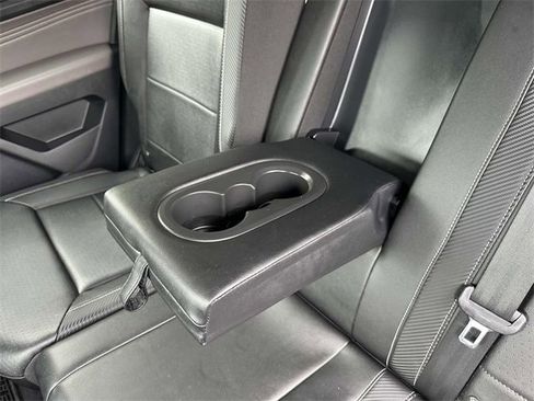 Certified 2022 Volkswagen Atlas Cross Sport SE image 17