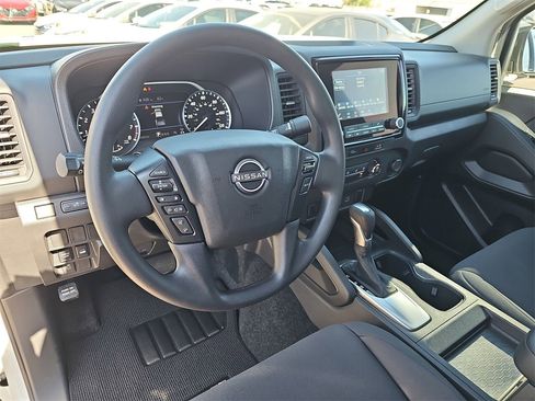 Used 2024 Nissan Frontier S image 15