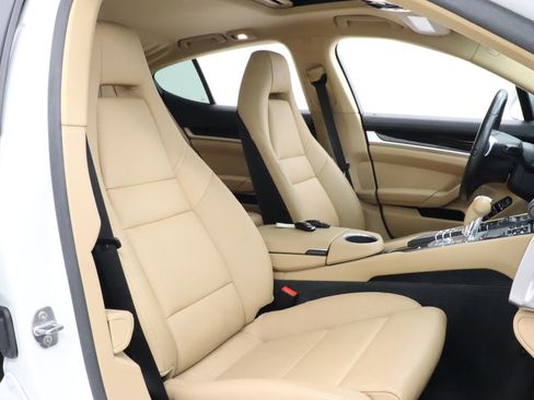 Used 2016 Porsche Panamera Edition w/ Premium Package Plus RWD image 32