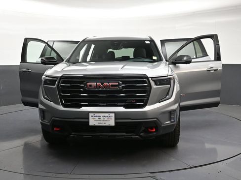 Used 2026 GMC Acadia AT4 w/ Luxury Package AWD/4WD image 37