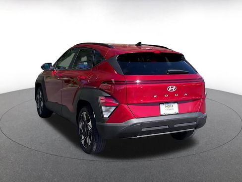 Used 2025 Hyundai Kona SEL image 11