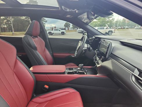 Used 2023 Lexus RX 350 F Sport image 8