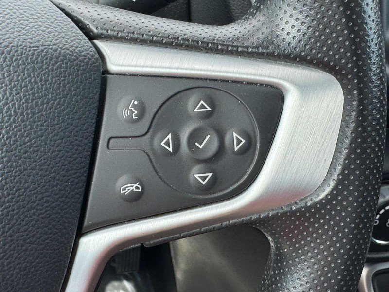 Used 2024 GMC Terrain SLE FWD image 22