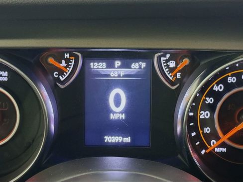 Used 2018 Jeep Wrangler Sport image 29