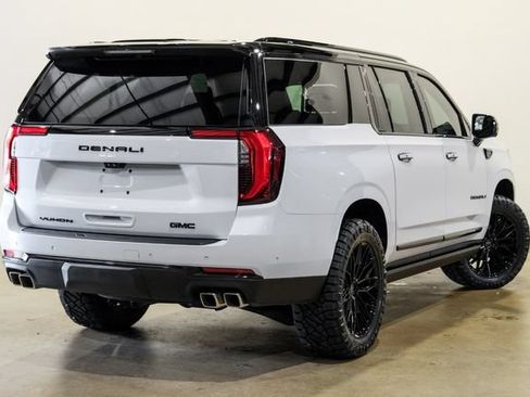 Used 2026 GMC Yukon XL Denali Ultimate AWD/4WD image 13