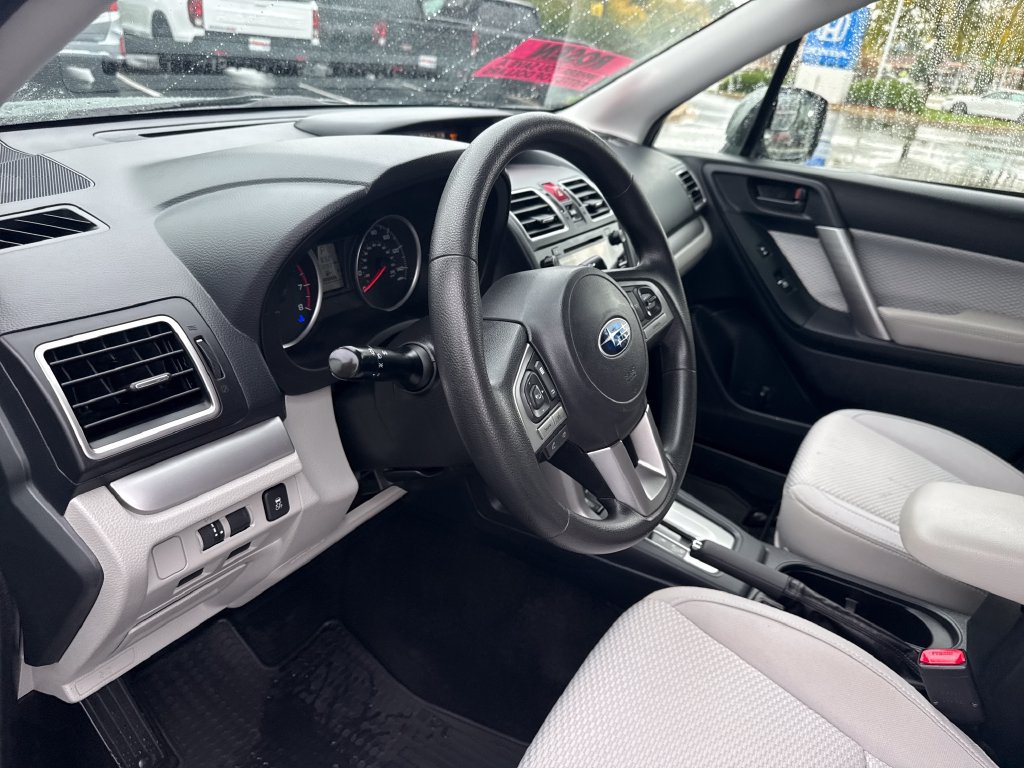 Used 2017 Subaru Forester 2.5i Premium w/ Popular Package #2A AWD/4WD image 14