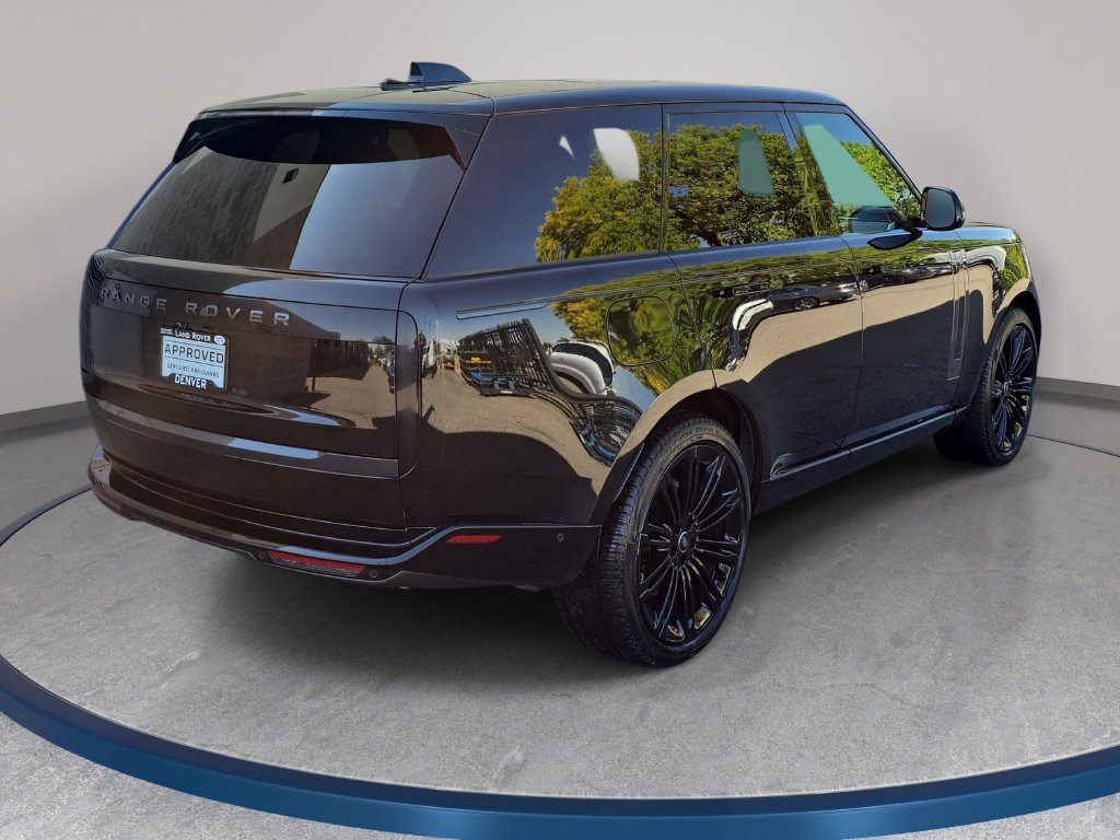 Certified 2024 Land Rover Range Rover SE AWD/4WD image 6