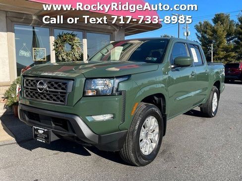 Used 2023 Nissan Frontier SV w/ SV Convenience Package image 3