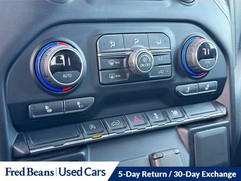 Used 2021 Chevrolet Silverado 1500 LT image 18