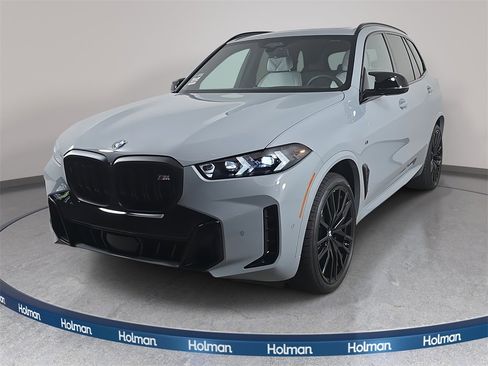 New 2026 BMW X5 M60i image 1