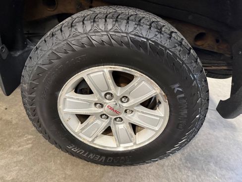 Used 2015 GMC Sierra 1500 SLE w/ SLE Value Package image 25