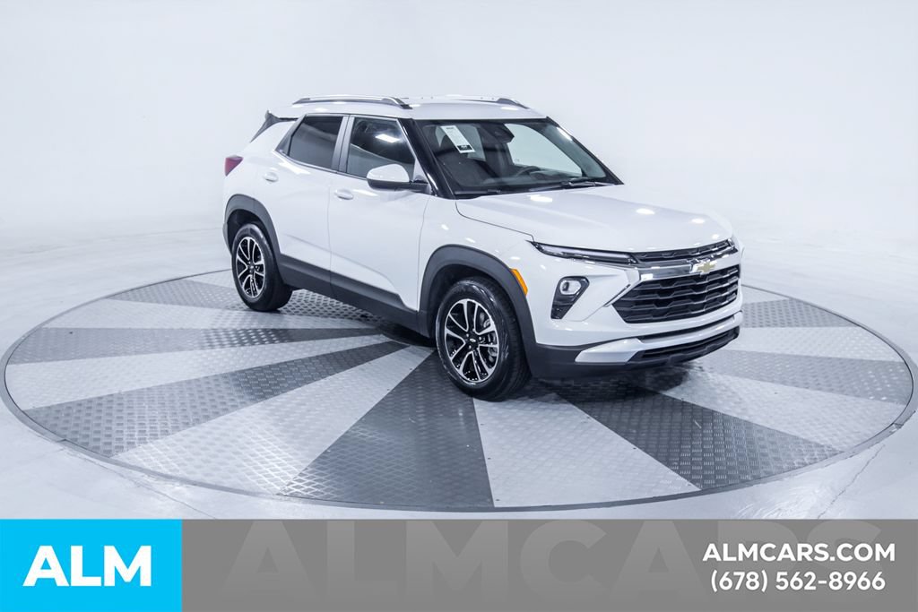 Used 2025 Chevrolet TrailBlazer LT FWD image 14