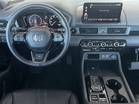 Certified 2023 Honda Pilot TrailSport image 16