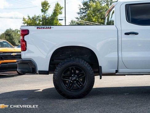 Used 2021 Chevrolet Silverado 1500 LT Trail Boss image 5