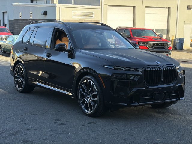 Used 2025 BMW X7 xDrive40i w/ M Sport Package AWD/4WD image 14