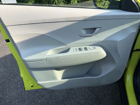 Used 2024 Hyundai Kona SEL AWD/4WD image 21