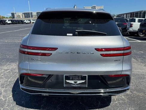 Used 2026 Genesis GV70 2.5T Advanced AWD/4WD image 4