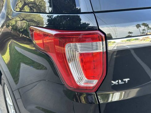 Used 2018 Ford Explorer XLT w/ Equipment Group 201A image 55