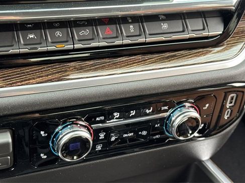 New 2026 GMC Sierra 1500 Elevation image 20