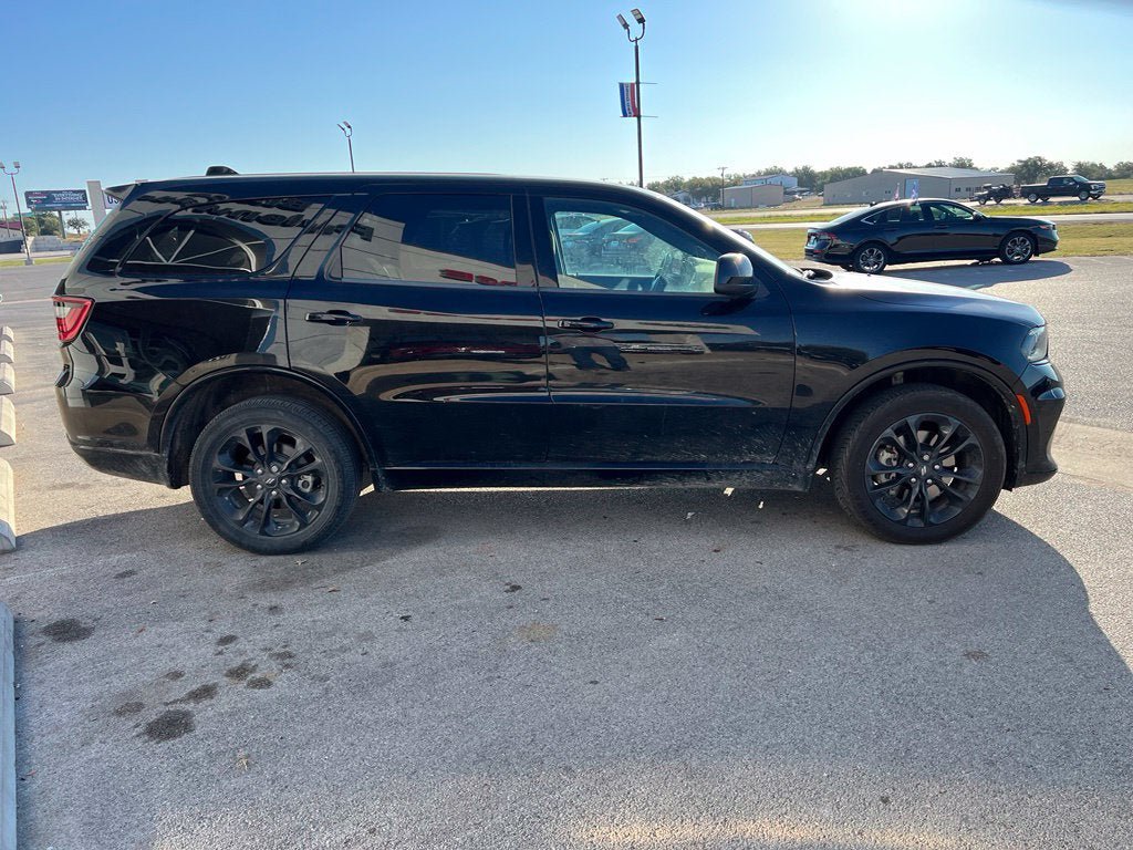 Used 2022 Dodge Durango SXT w/ Blacktop Package AWD/4WD image 6