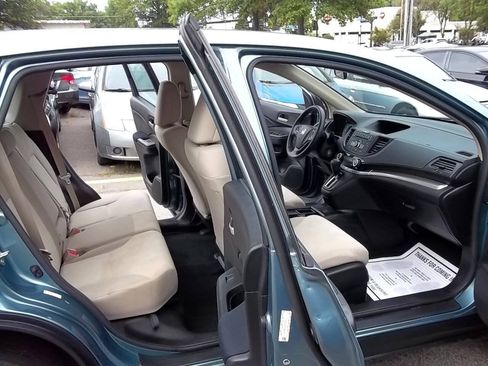 Used 2015 Honda CR-V LX image 10