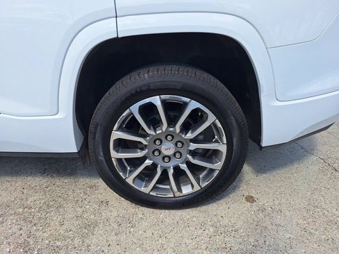 Used 2023 GMC Acadia Denali FWD image 27