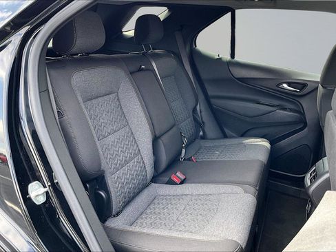 Used 2023 Chevrolet Equinox LT image 28