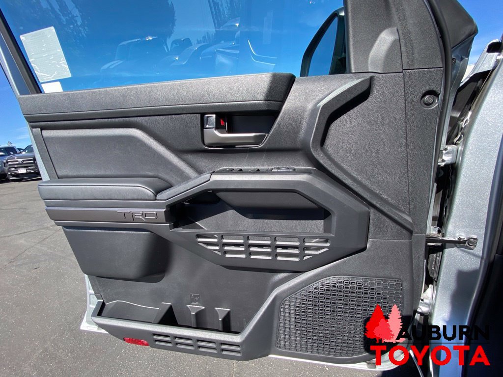 New 2026 Toyota Tacoma TRD Off-Road AWD/4WD image 31