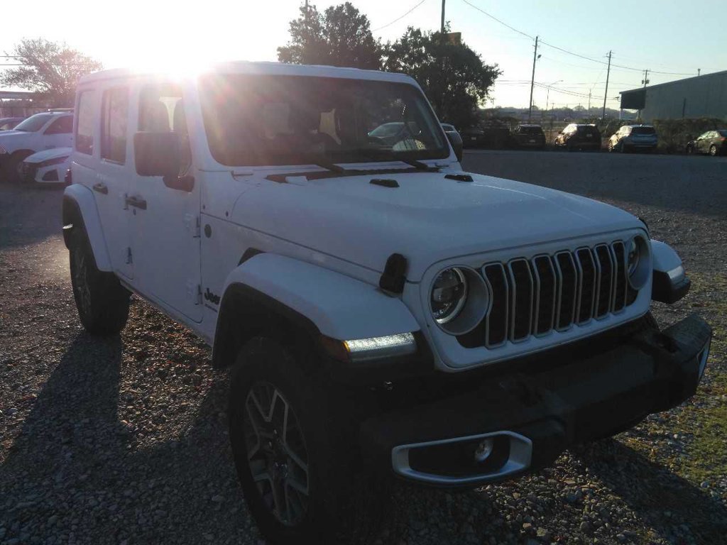 Used 2025 Jeep Wrangler Unlimited Sahara AWD/4WD image 1