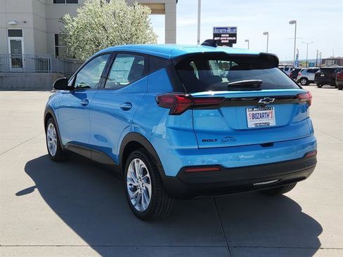 New 2027 Chevrolet Bolt LT w/ Comfort Package image 4