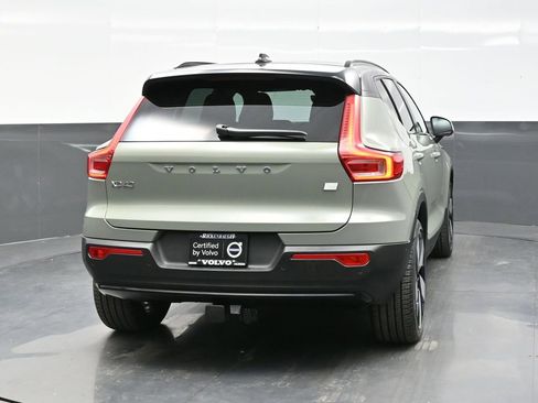 Used 2023 Volvo XC40 Recharge Ultimate image 6