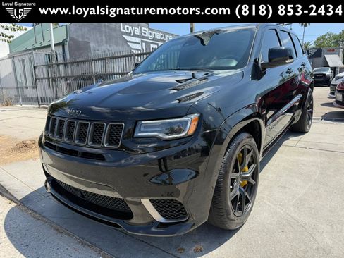 Used 2021 Jeep Grand Cherokee Trackhawk w/ Trailer Tow Group IV AWD/4WD image 3