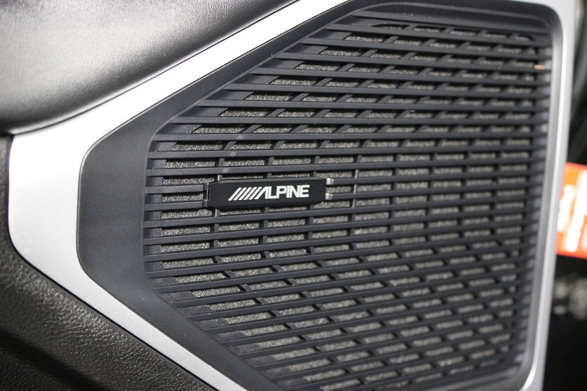 Used 2024 Jeep Wagoneer Series II w/ Flexible Seating Group RWD image 9