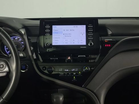 Used 2023 Toyota Camry SE w/ Convenience Package FWD image 25