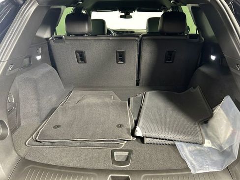 Certified 2025 Cadillac XT5 Luxury image 24