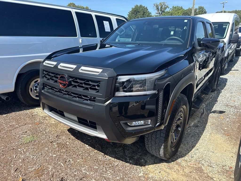 Used 2026 Nissan Frontier PRO-4X w/ Pro-4x Convenience Package AWD/4WD image 1