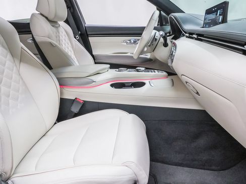 Certified 2023 Genesis Electrified GV70 w/ Prestige Package AWD/4WD image 14