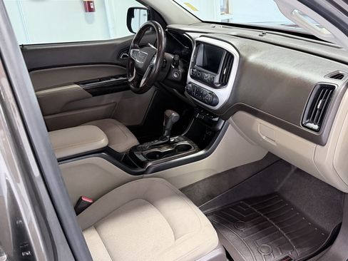 Used 2019 GMC Canyon SLE RWD image 15